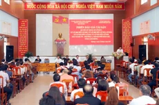 Toàn cảnh phiên đấu giá. Ảnh: LH