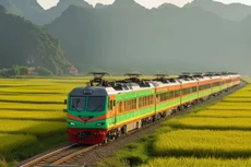 Tàu sẽ xuất phát từ Ga Đông Hà lúc 5h và đến Ga Đồng Hới lúc 7h40. Chiều ngược lại, tàu xuất phát từ Ga Đồng Hới lúc 17h45 và đến Ga Đông Hà lúc 20h20