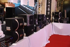 TJ tung sản phẩm chủ lực tại Plaseshow