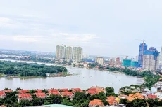 Sự thiếu hụt nguồn cung dự án phân khúc nhà ở trung cấp và phân khúc nhà ở bình dân là thách thức trước tiên của thị trường bất động sản TP.HCM. Ảnh: Ngô Ngãi