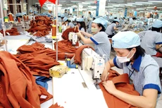 Các mặt hàng xuất khẩu của Việt Nam tương đồng với Trung Quốc sẽ có lợi thế cạnh tranh cao, nhất là hàng dệt may. Ảnh: Internet.