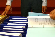 Tổ chuyên gia, tổ thẩm định có cần chứng chỉ đấu thầu?