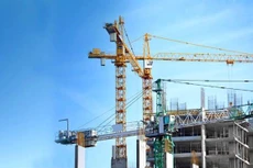 Căn cứ vào điều kiện thực tế của địa phương, cơ quan có thẩm quyền quyết định việc cho phép các công trình cụ thể được tổ chức thi công xây dựng trên cơ sở xem xét các tiêu chí theo quy định...Ảnh chỉ mang tính minh họa. Nguồn Internet