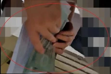 Nữ công chức phường Vĩnh Phúc đã bị buộc thôi việc vì để xảy ra vi phạm trong công tác tiêm vắc xin phòng Covid-19 trên địa bàn (Ảnh: Báo Đại đoàn kết)