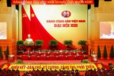 Tổng Bí thư, Chủ tịch nước Nguyễn Phú Trọng trình bày báo cáo tại phiên khai mạc