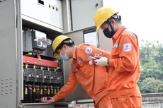 EVNHANOI thí điểm thực hiện trọn gói dịch vụ với khách hàng mua điện qua công tơ 1 pha