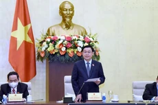 Chủ tịch Quốc hội Vương Đình Huệ chủ trì cuộc họp với các đơn vị, bộ ngành liên quan nhằm rà soát các công việc, đánh giá, rút kinh nghiệm việc tổ chức kỳ họp thứ nhất.