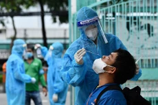 Bệnh viện đa khoa quốc tế Vinmec được lựa chọn trúng thầu cung cấp 4,5 triệu test nhanh StandardTM Q Covid-19 Ag test cho CDC TP.HCM. Ảnh: Thanh Tùng