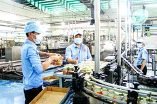 Xây dựng Kế hoạch phát triển KT-XH 2022 cần thực hiện bằng được “mục tiêu kép” vừa phòng, chống dịch COVID-19, vừa phục hồi, phát triển kinh tế. Ảnh: Đình Lâm