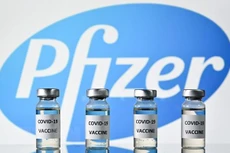 Vaccine ngừa COVID-19 do Pfizer và BioNTech phối hợp phát triển. Ảnh: AFP/TTXVN