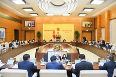 Toàn cảnh Phiên họp