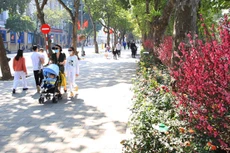 Ngày 13/3, Hà Nội và các tỉnh Bắc Bộ trời nắng, nhiệt độ cao nhất có nơi trên 28 độ. Riêng Điện Biên Phủ nhiệt độ cao nhất có thể lên đến 32 độ