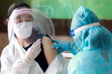TP.HCM xin rút ngắn thời gian tiêm mũi 2 vắc xin AstraZeneca