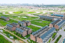 Mục sở thị hàng trăm căn biệt thự bỏ hoang, rêu mốc tại huyện Hoài Đức