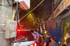 Cơ quan chức năng kết thúc khám xét nhà ông Phùng Anh Lê vào khoảng 21h