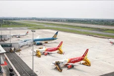 Máy bay các hãng hàng không tại Cảng hàng không quốc tế Cát Bi (Hải Phòng). Ảnh tư liệu: TTXVN phát