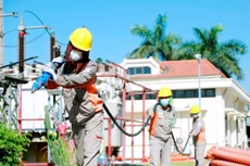 Điện thương phẩm tháng 8 ở miền Bắc đạt 7,95 tỷ kWh, tăng 10,82%