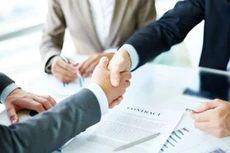 Chậm đến thương thảo hợp đồng 1 ngày vì dịch, nhà thầu bị phạt cả trăm triệu đồng