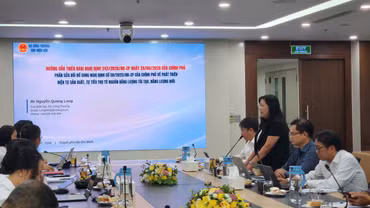 EVNHCMC phối hợp với Sở Công Thương tổ chức hội nghị hướng dẫn trực tuyến đến tận 168 phường, xã