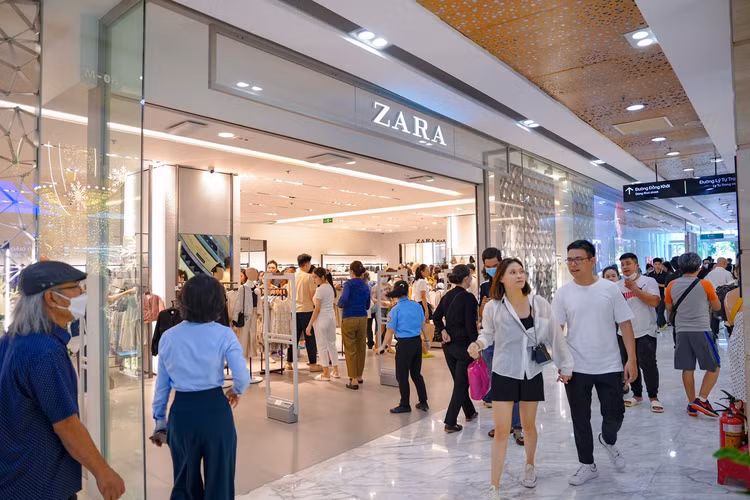 Những mô hình cũ đang dần nhường chỗ cho các hình thức bán lẻ hướng nhiều hơn tới trải nghiệm tiêu dùng. Ảnh: Internet