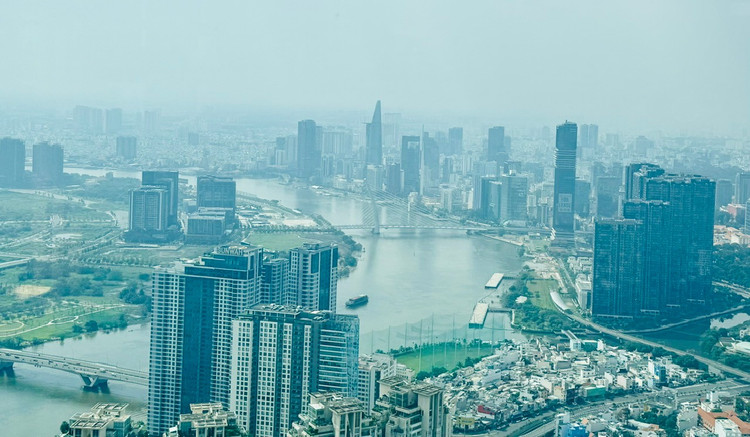 HoREA lo ngại việc chỉ bồi thường theo bảng giá đất nhân hệ số K chung có thể dẫn đến mức bồi thường thấp hơn nhiều so với giá trị thực tế của đất. Ảnh: Bảo An