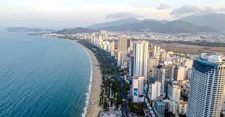 Khu vực đường ven biển Trần Phú ở TP Nha Trang Khu vực đường ven biển Trần Phú ở TP Nha Trang