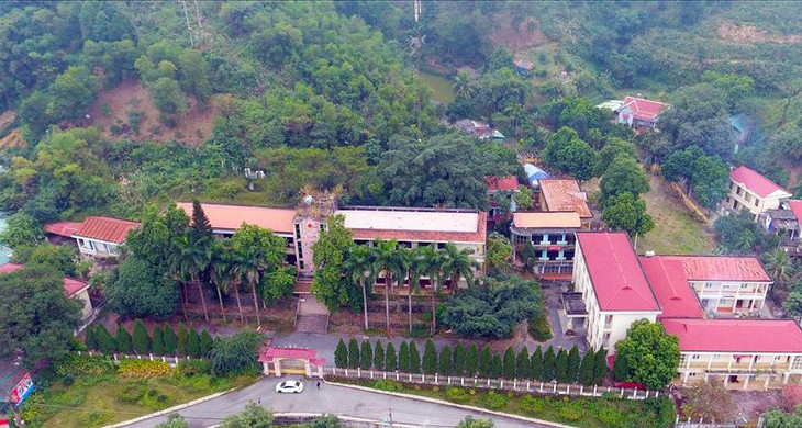 UBND tỉnh Hòa Bình vừa ban hành các quyết định về việc thu hồi, chuyển mục đích sử dụng đất thực hiện đấu giá đối với nhiều trụ sở, công sở