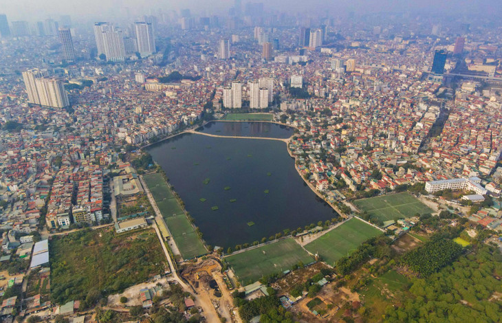 Đầu năm 2021, Sở Giao thông vận tải Hà Nội báo cáo đề xuất Thành ủy về nhóm 7 công trình đường vành đai nằm trong danh mục nhóm công trình giao thông quan trọng triển khai trong giai đoạn 2021 - 2025. Trong đó, giai đoạn tiếp theo, Hà Nội dự kiến đầu tư trên 7.300 tỷ đồng để khép kín tuyến Vành đai 2,5 từ Đầm Hồng đến phố Ngụy Như Kon Tum với độ dài khoảng 1,9 km.