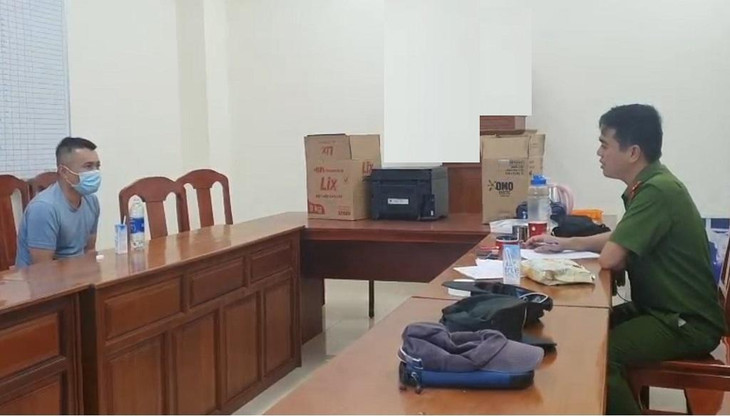 Công an lấy lời khai của Nguyễn Sỹ Dũng