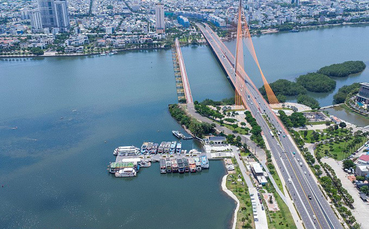 Bến du thuyền dưới chân cầu Nguyễn Văn Trỗi Bến du thuyền dưới chân cầu Nguyễn Văn Trỗi