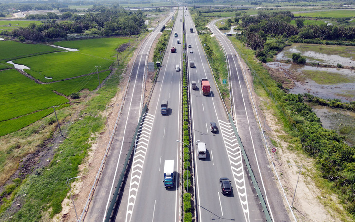 Cao tốc TP.HCM - Long Thành - Dầu Giây quy mô 4 làn xe đã mãn tải