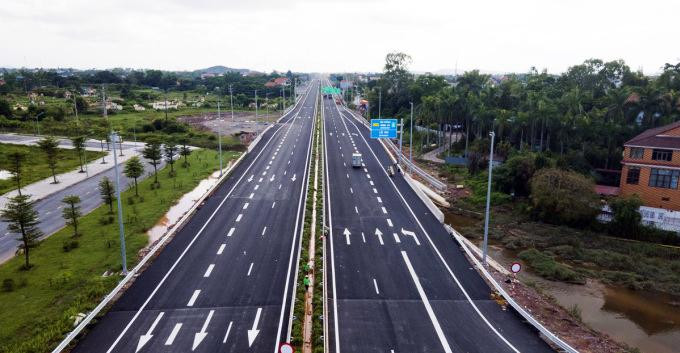 Cao tốc Vân Đồn - Móng Cái sắp thông xe mà chưa có trạm dừng nghỉ Cao tốc Vân Đồn - Móng Cái sắp thông xe mà chưa có trạm dừng nghỉ