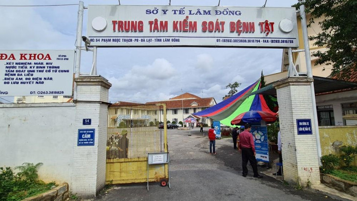 Bảy nhân viên của CDC tỉnh Lâm Đồng bị xác định nhận tiền từ Công ty CP Công nghệ Việt Á sai quy định