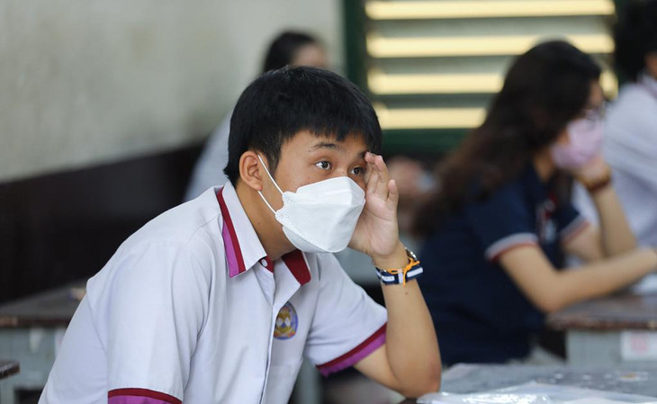 Thí sinh thi tốt nghiệp tại điểm thi THPT Trưng Vương, Quận 1, TP.HCM