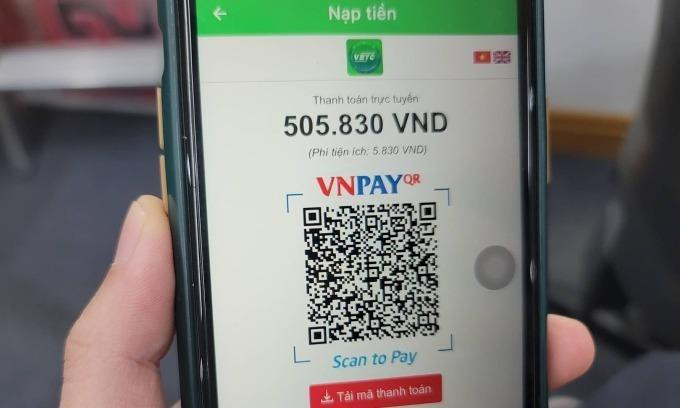 Chủ xe nạp tiền vào tài khoản giao thông qua các ví điện tử Chủ xe nạp tiền vào tài khoản giao thông qua các ví điện tử