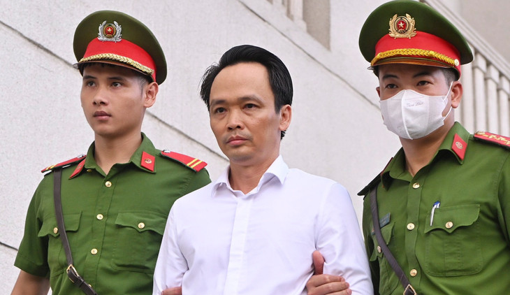 Trịnh Văn Quyết sau khi nghe tuyên án tại phiên tòa sơ thẩm