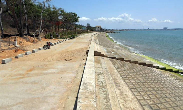 Kè biển xây sai vị trí ở thôn Tiến Bình, xã Tiến Thành, TP. Phan Thiết