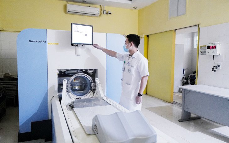 Theo quy định trước đây, bệnh viện phải tham khảo ba báo giá khi xác định giá gói thầu trang thiết bị y tế