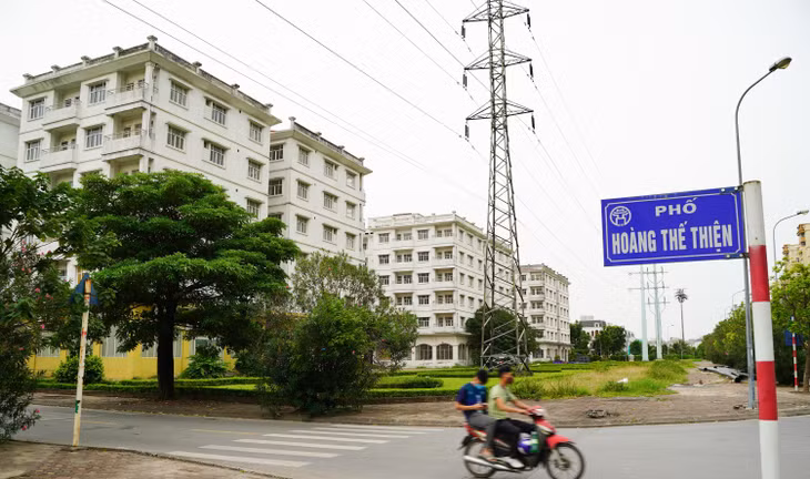 Được biết, năm 2017, Hanco3 đã đề xuất TP Hà Nội cho phép phá bỏ 3 tòa nhà để xây dựng nhà thương mại theo đặt hàng của thành phố. Thế nhưng, sau nhiều năm đề xuất, 3 tòa nhà trên vẫn "phơi sương".