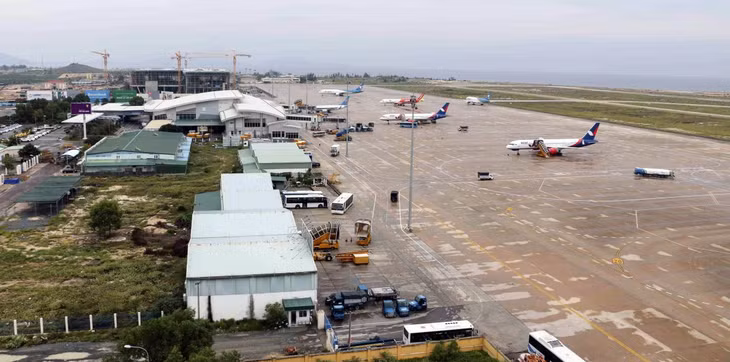 Bộ Giao thông "khước từ" đề nghị xây dựng sân bay của 11 địa phương