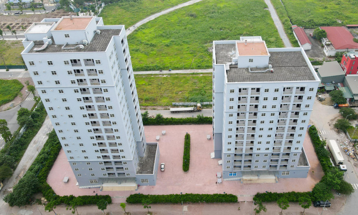Được biết, 3 tòa chung cư này là dự án nhà ở tái định cư phục vụ giải phóng mặt bằng khu di dân Đền Lừ III, quận Hoàng Mai.