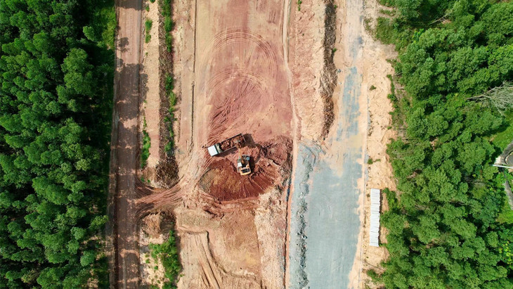 Cao tốc Biên Hòa - Vũng Tàu đang đối mặt với tình trạng thiếu đất đắp Cao tốc Biên Hòa - Vũng Tàu đang đối mặt với tình trạng thiếu đất đắp