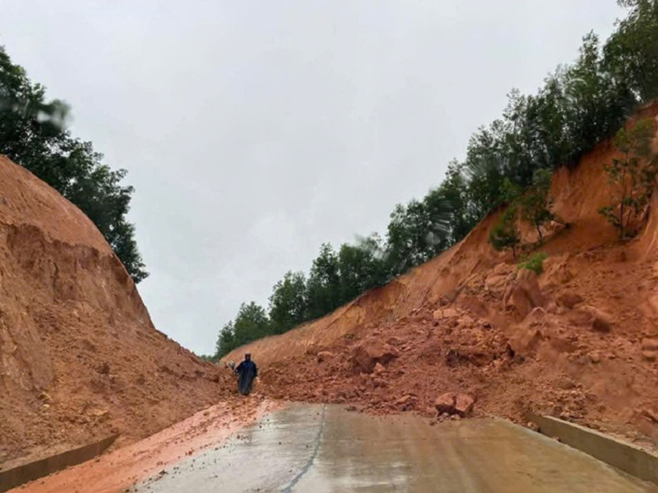 Sạt lở ở huyện miền núi An Lão cuối tháng 11 vừa qua