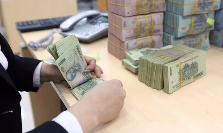 Hơn 9.000 tỷ đồng gửi vào hệ thống ngân hàng mỗi ngày