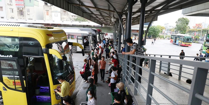 Hà Nội không chấp thuận điều chỉnh bổ sung xe khách liên tỉnh tuyến cố định chạy xuyên tâm qua địa bàn Thành phố