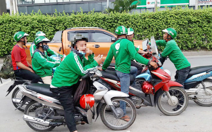 Hà Nội dự kiến cấp thẻ hành nghề cho xe ôm