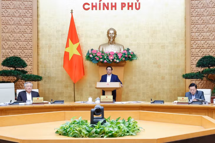 Dự kiến tổ chức bộ máy của Chính phủ khóa XV và khóa XVI (nhiệm kỳ 2026-2031) được tinh gọn gồm 13 bộ, 4 cơ quan ngang bộ và 4 cơ quan thuộc Chính phủ