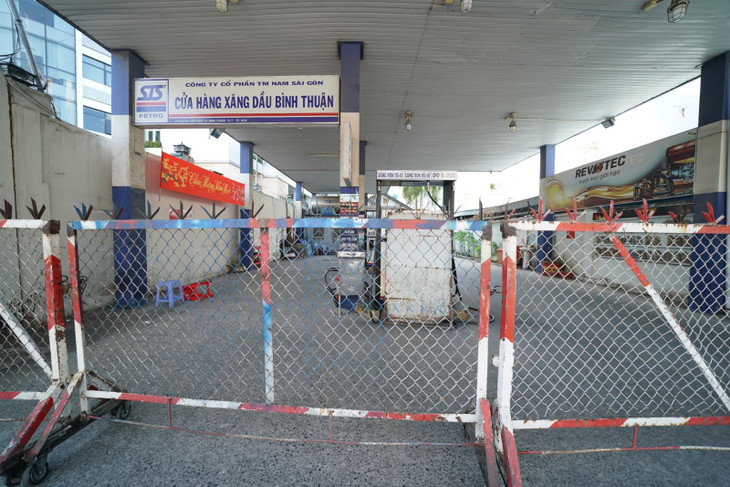 Theo quản lý thị trường TP.HCM, do nhân viên nghỉ Tết là chính chứ không phải do thiếu nguồn cung