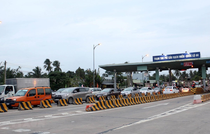 Ngày 23/1, Xả trạm thu phí qua cầu Rạch Miễu do ùn ứ giao thông kéo dài Ngày 23/1, Xả trạm thu phí qua cầu Rạch Miễu do ùn ứ giao thông kéo dài