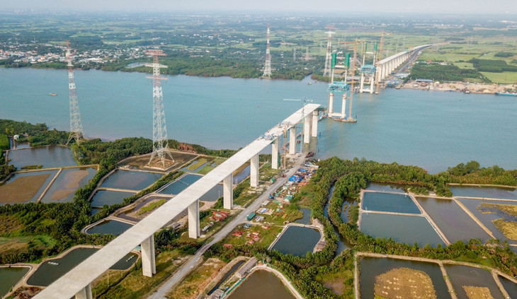 Công trường cầu Phước Khánh